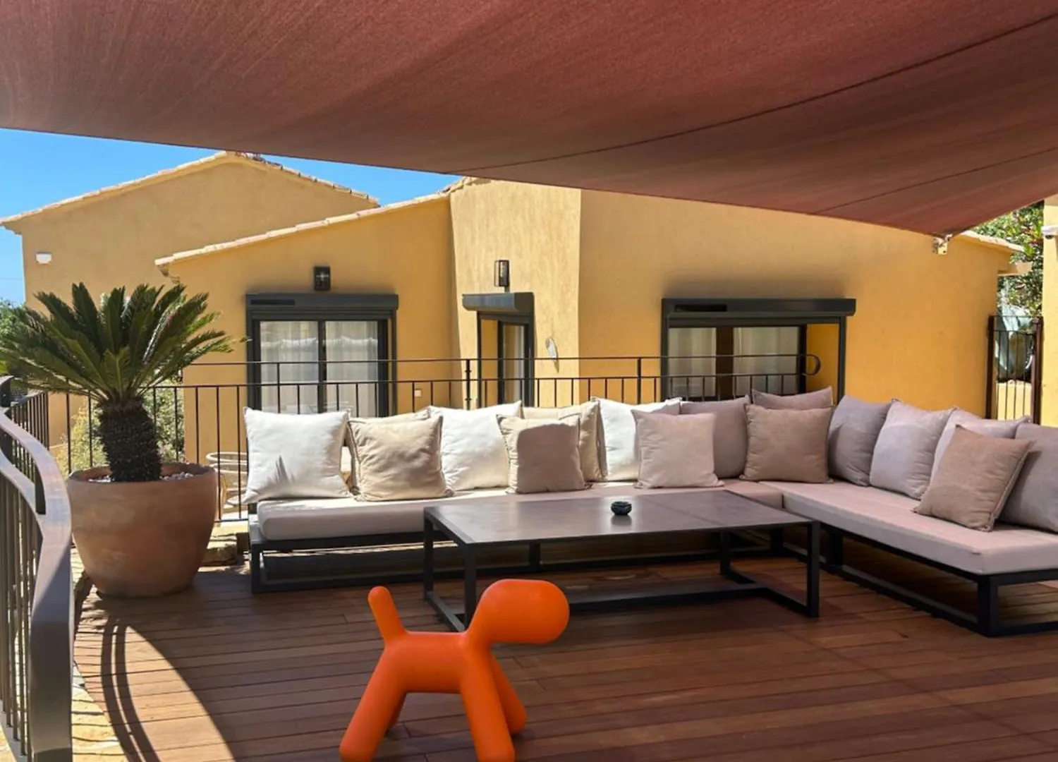 Cote Vignes Cassis Bed & Breakfast